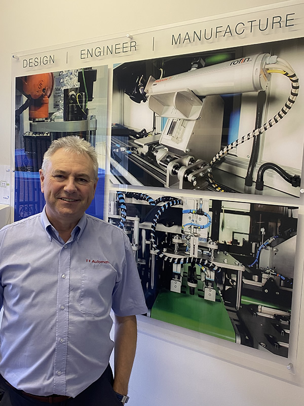 tony-hubbert-team-photo